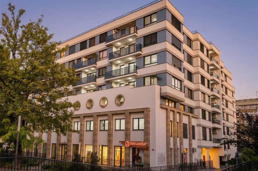 Stambeno-poslovni objekat u ulici Gramšijeva na Novom Beogradu – referenca kompanije Neimar-V, savremena zgrada sa stanovima za prodaju u Beogradu